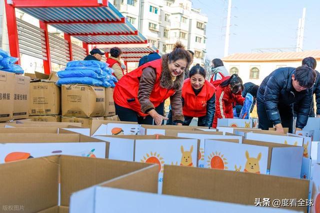 万份爱心礼包新疆困境娃暖冬不缺爱开元棋牌跨越天山送温暖！11(图5)