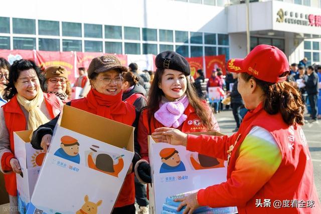 万份爱心礼包新疆困境娃暖冬不缺爱开元棋牌跨越天山送温暖！11(图11)