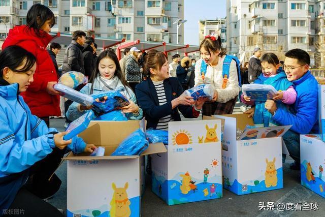 万份爱心礼包新疆困境娃暖冬不缺爱开元棋牌跨越天山送温暖！11(图17)