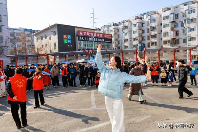 万份爱心礼包新疆困境娃暖冬不缺爱开元棋牌跨越天山送温暖！11(图19)