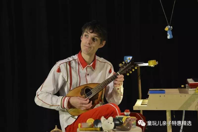 会让孩子在艺术的带领下环游世界开元棋牌来自法国的玩具涂鸦音乐(图2)